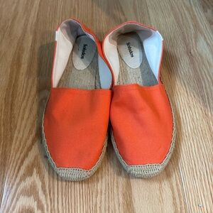 Soludos Kids Bright Orange Slippers